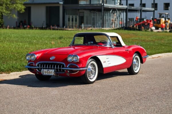 Chevrolet Corvette Convertible - Image 6