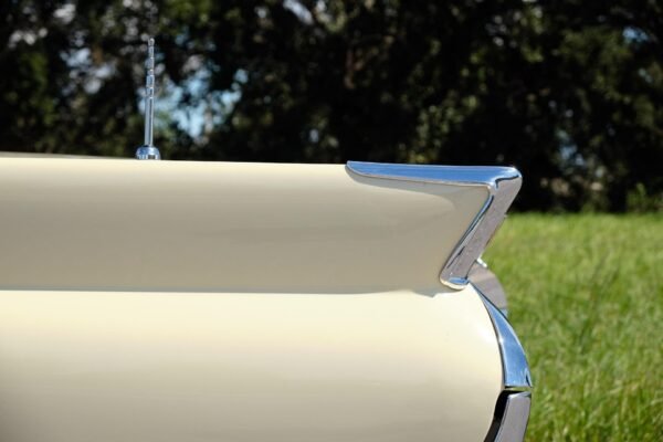 Lincoln Continental Mark III Convertible - Image 7