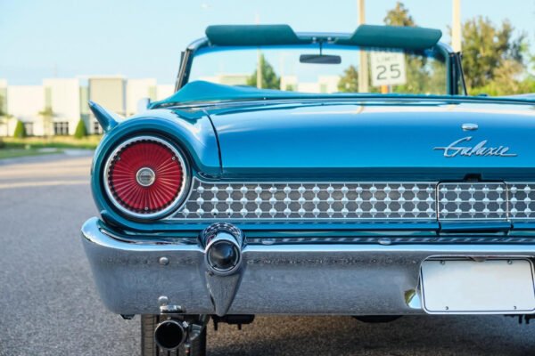 Ford Galaxie Sunliner Convertible Restored - Image 3