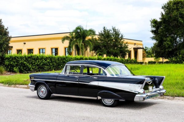 Chevrolet Bel Air Sedan - Image 13