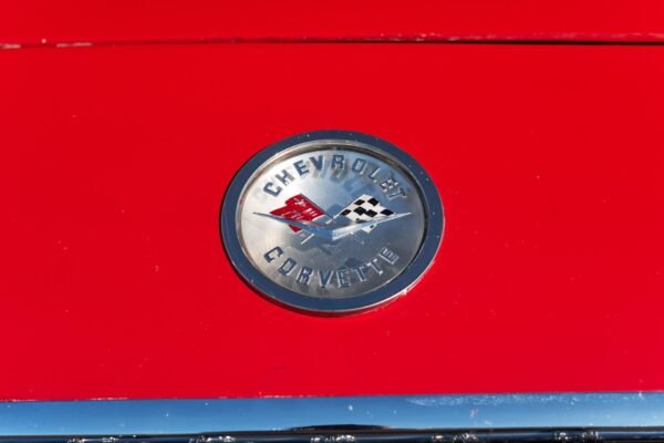 Chevrolet Corvette Convertible - Image 15