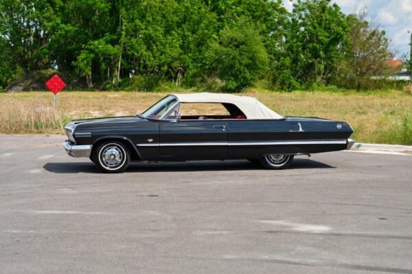 Chevrolet Impala SS convertible Super Sport - Image 12