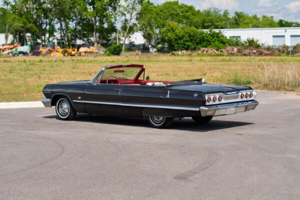 Chevrolet Impala SS convertible Super Sport - Image 14