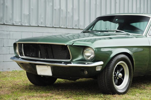 Ford Mustang Fastback Bullitt - Restored - Image 36