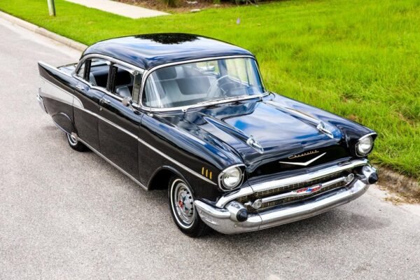 Chevrolet Bel Air Sedan - Image 23