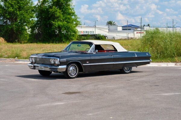 Chevrolet Impala SS convertible Super Sport - Image 23