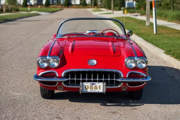 Chevrolet Corvette Convertible - Image 38