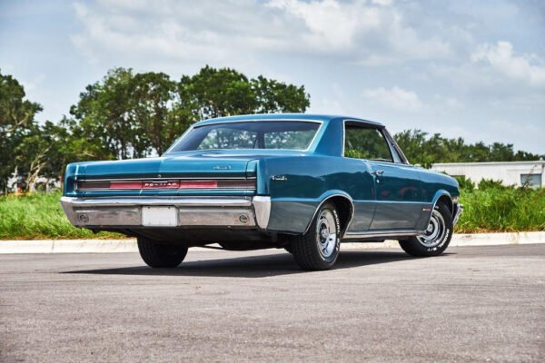 1964 Pontiac GTO Tri Power 4 Speed - Image 27