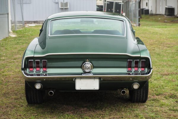 Ford Mustang Fastback Bullitt - Restored - Image 28